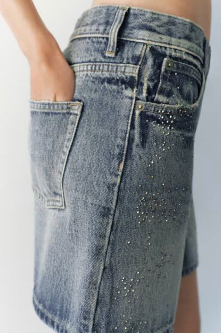 Women’s denim sparkle medium wash pocket jean shorts