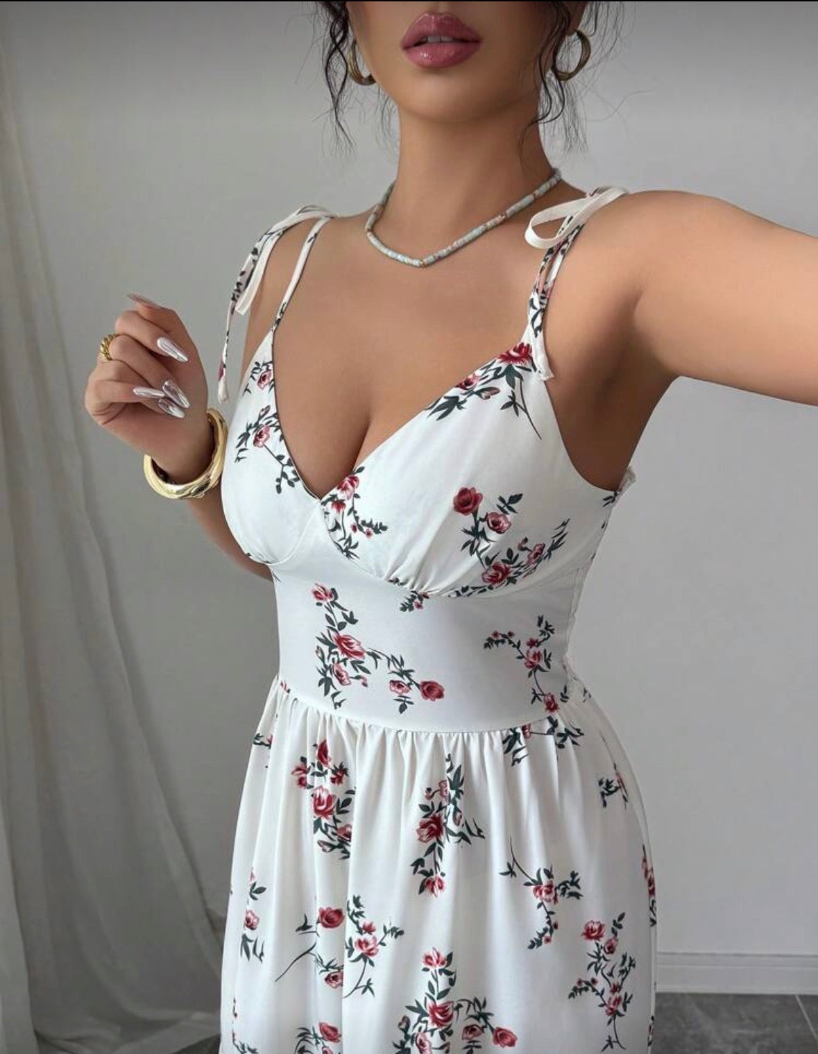 Women’s floral summer white elegant sleeveless dress