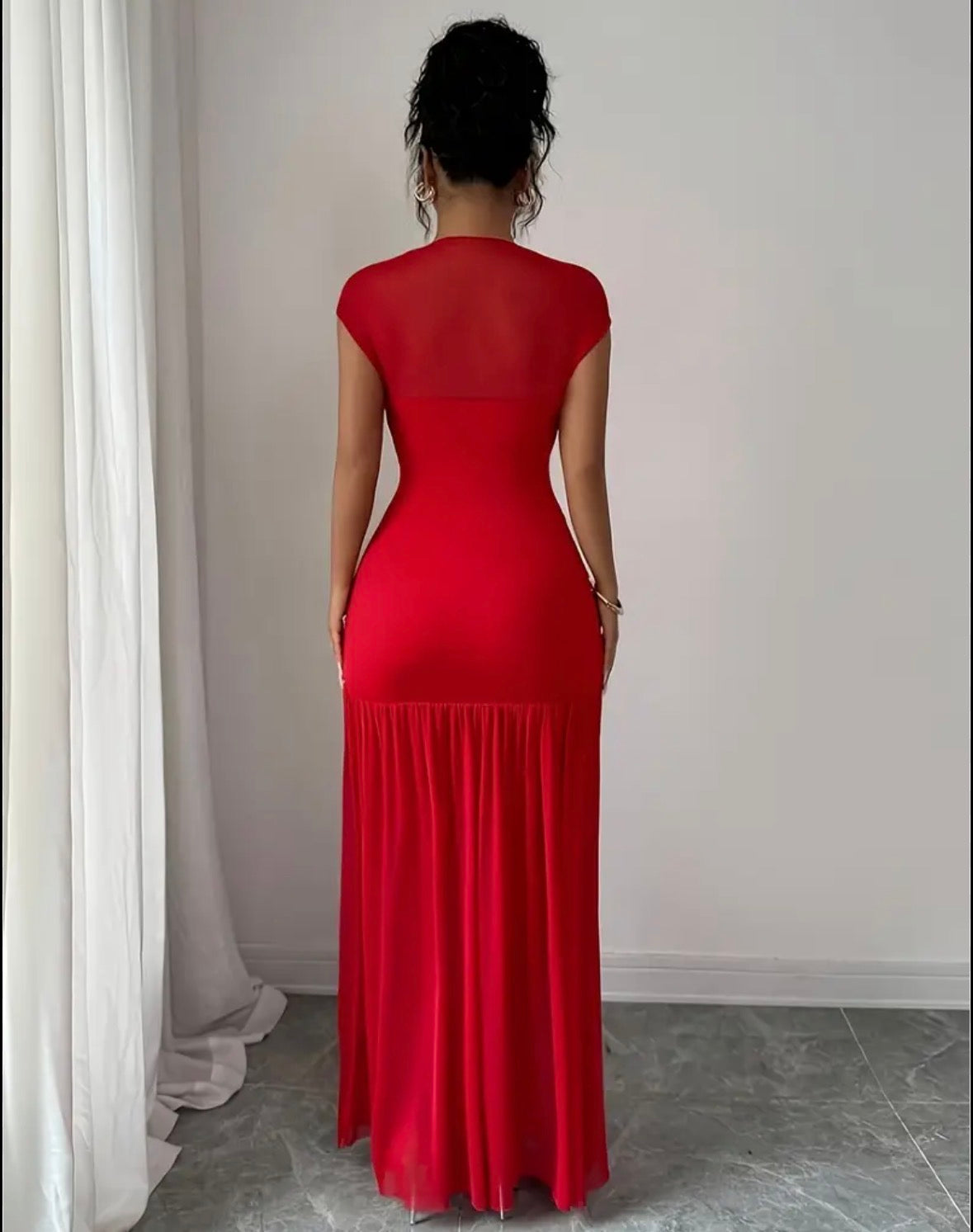 Women’s red long round neck sleeveless dress
