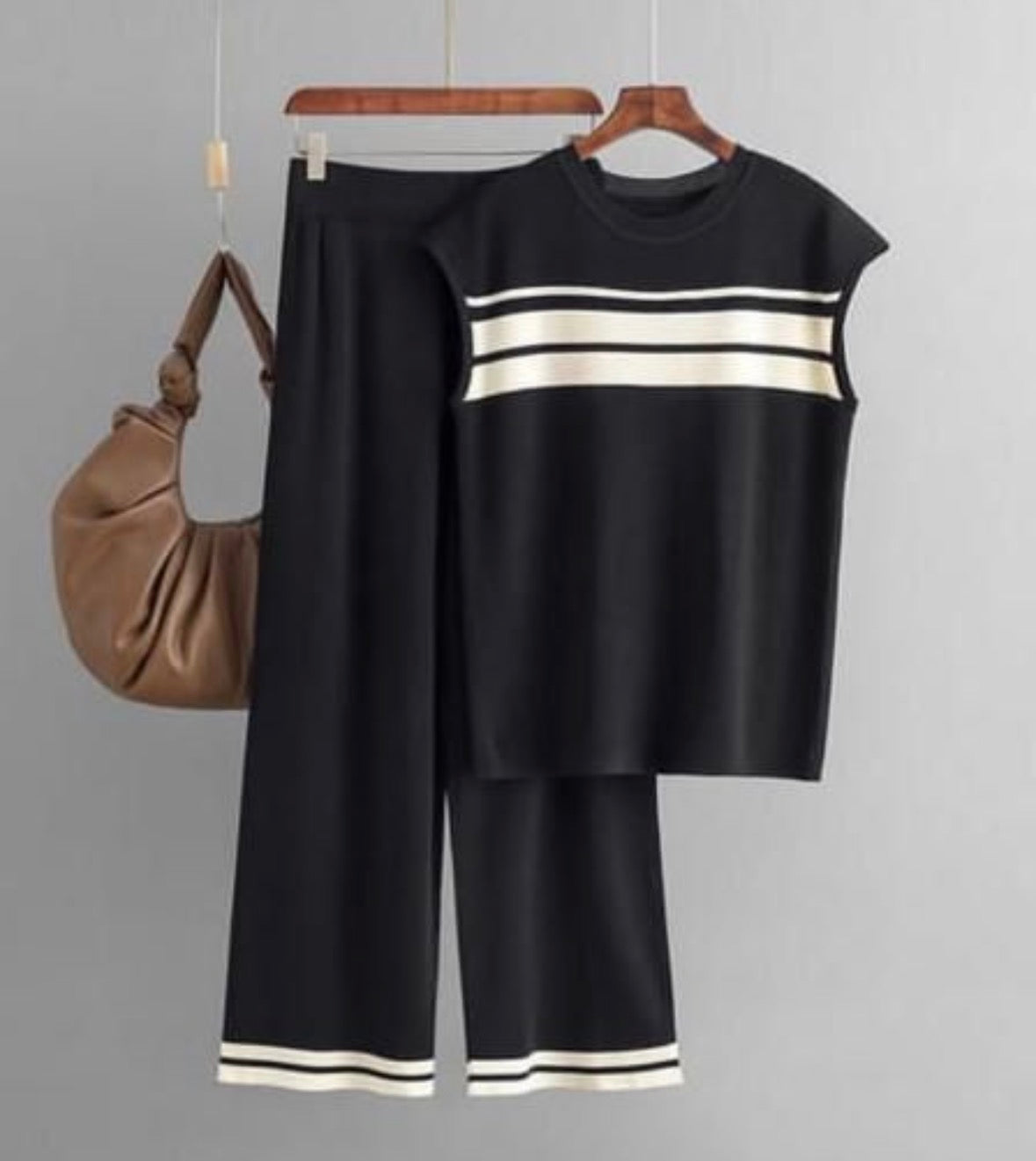 Women’s 2 piece knitted vest and loose baggy pants