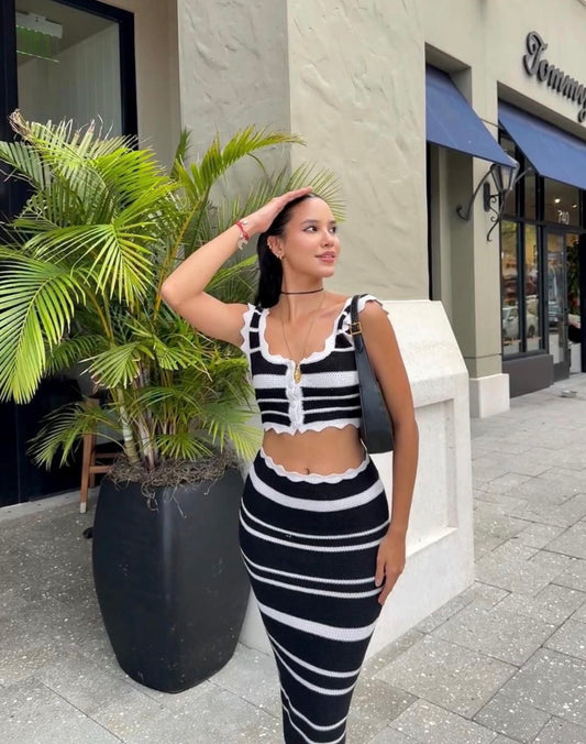 Women’s 2 pc summer top and long horizontal striped shirt and top