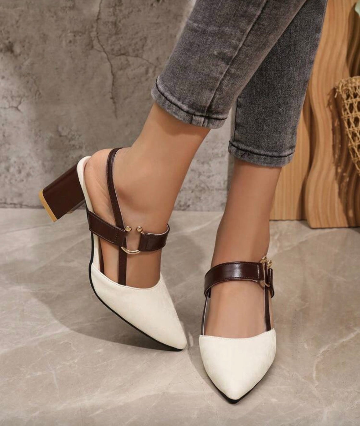 Women's High Heel Chunky Heel Pointed Toe