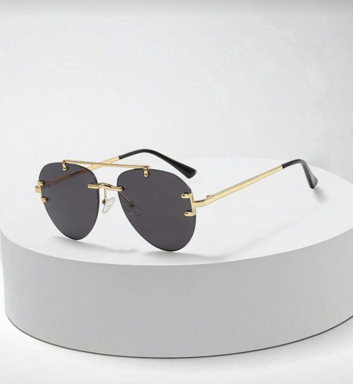 1pc Frameless Metal Pilot Frame Women's Fashion outdoor travel Glasses