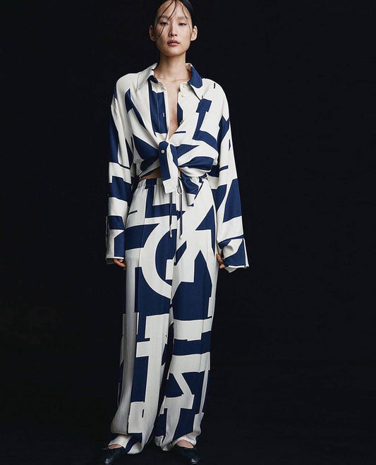 Women’s 2 pc 2 colour blue and white long sleeve shirt with tie and loose pants set