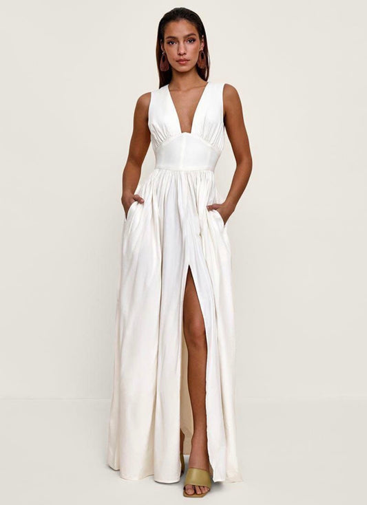 Women’s stylish white open leg v neck sleeveless dress