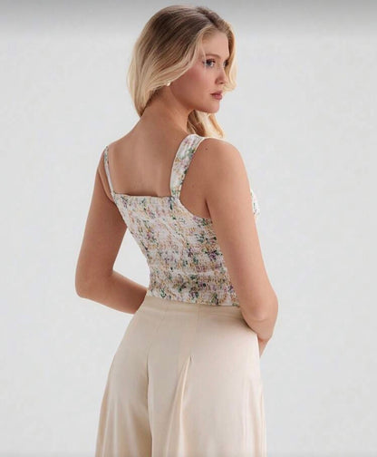 Women’s cute floral cropped strap on flower top