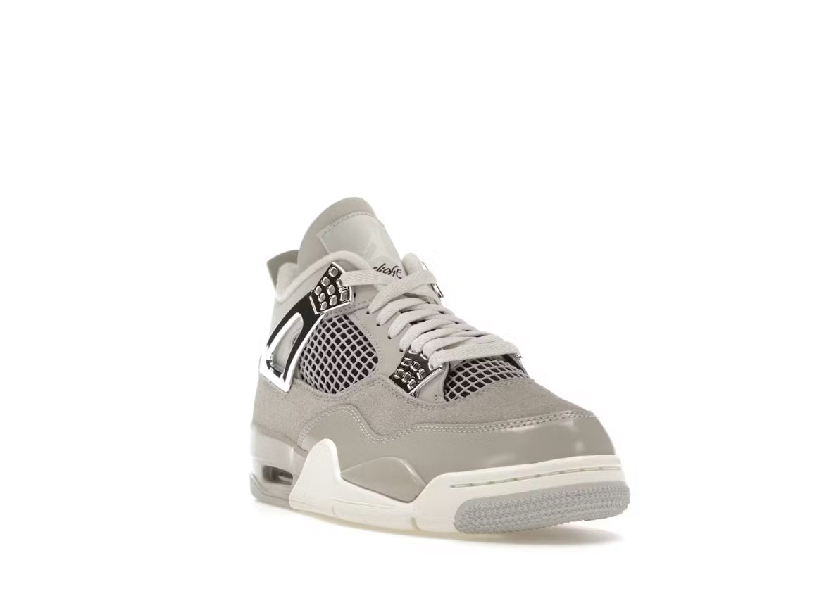 Jordan 4 Retro frozen moments