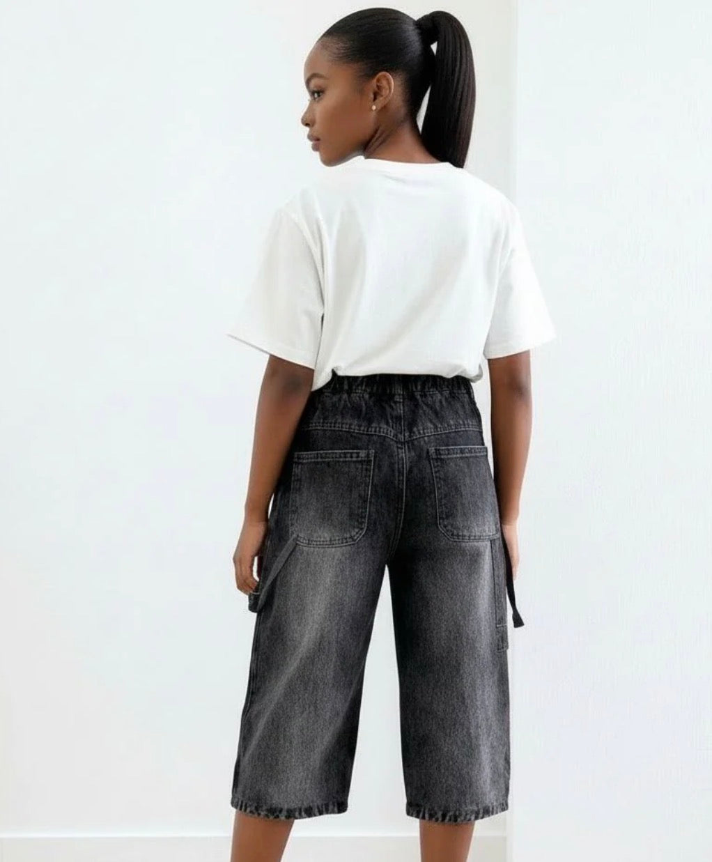 Women’s faded long baggy dark wash jean shorts