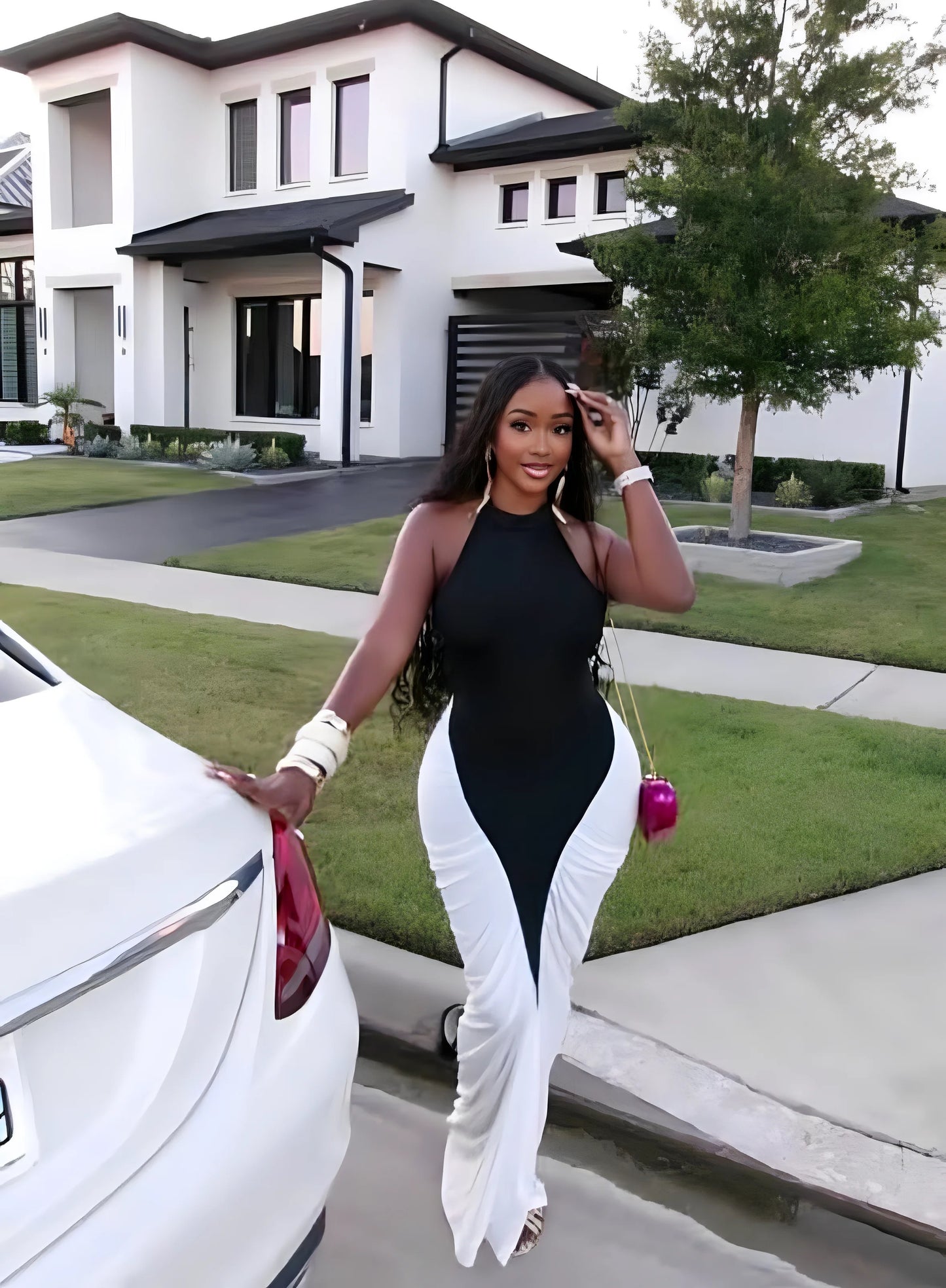 Women’s 2 tone black and white long sleeveless dress