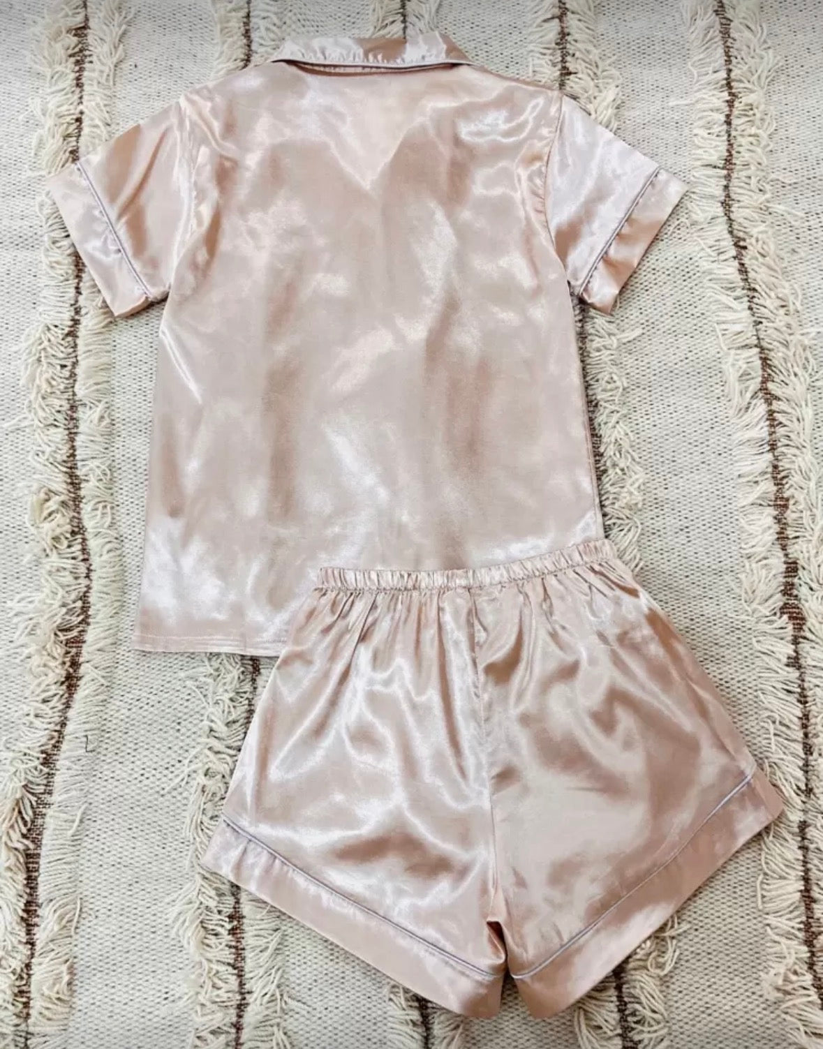 LuxeNights Plus Contrast Piping Satin Pajama Set