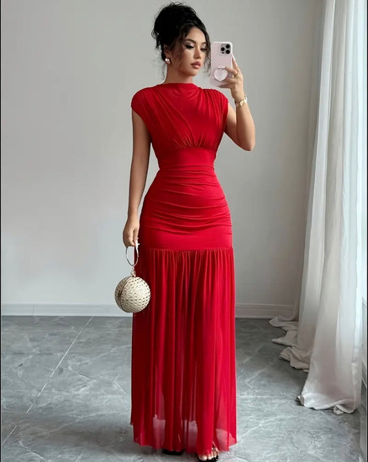 Women’s red long round neck sleeveless dress