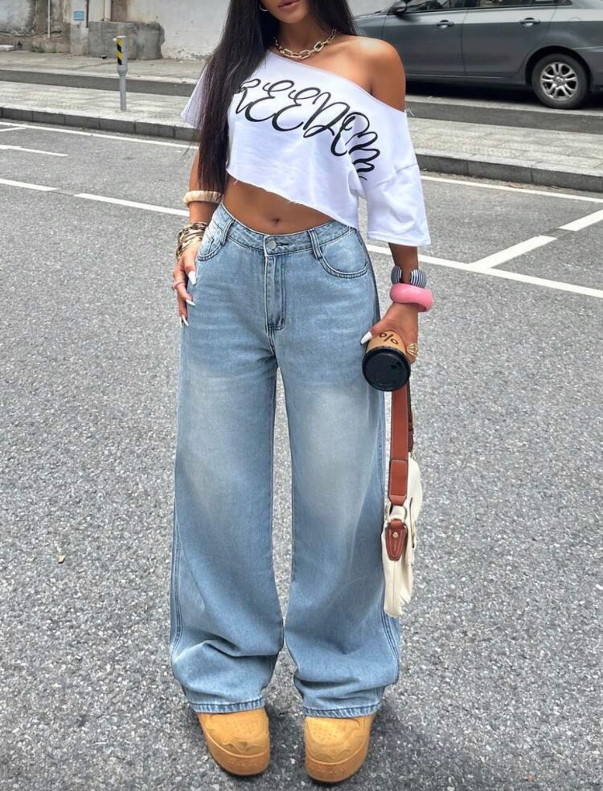 plain solid colour light wash denim loose jeans