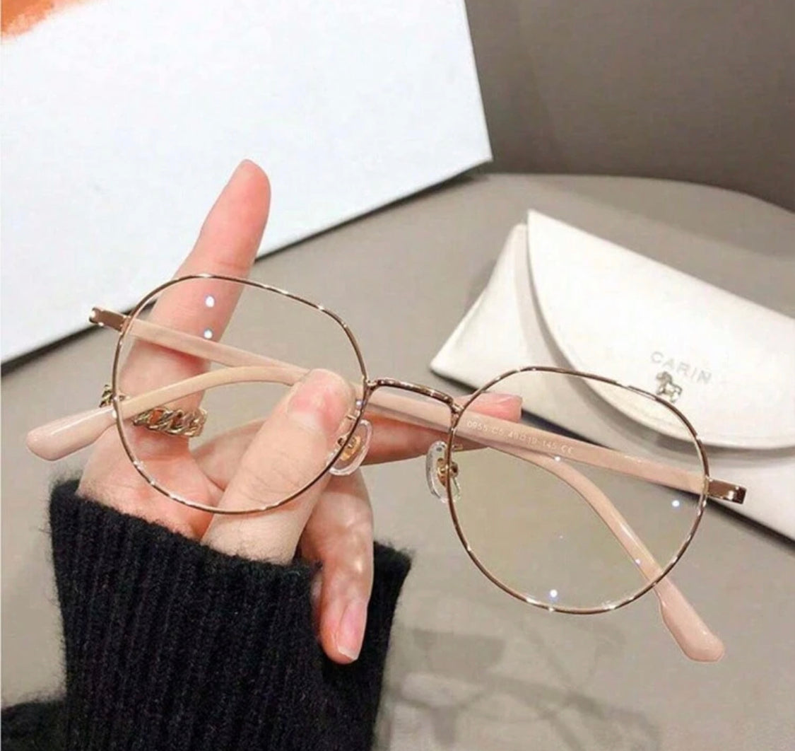 1 Female Highly Attractive Student Round Face Monitor glasses
