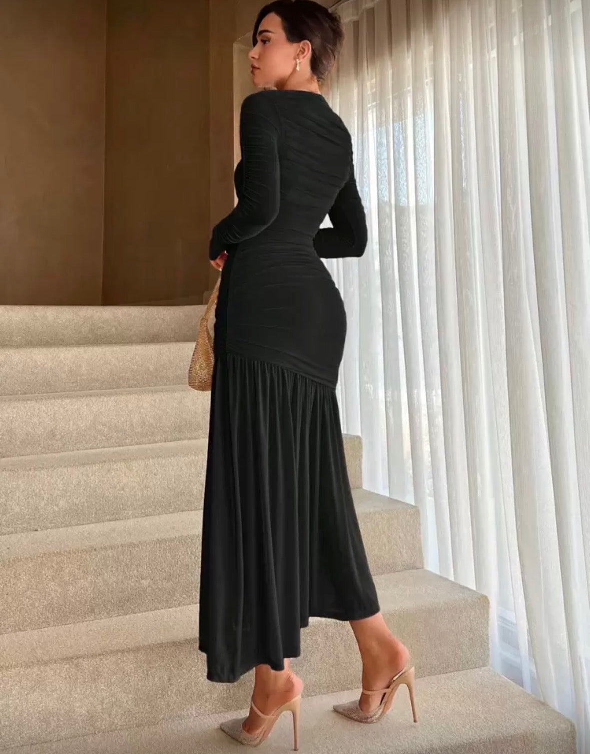 Women’s long sleeve floral elegant long covered neck dress