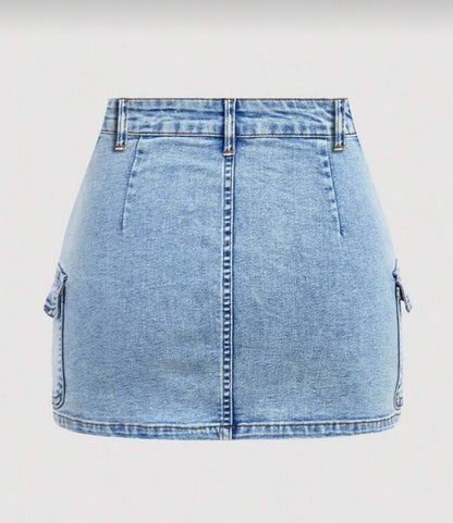 Cargo denim mini light wash skirt for women