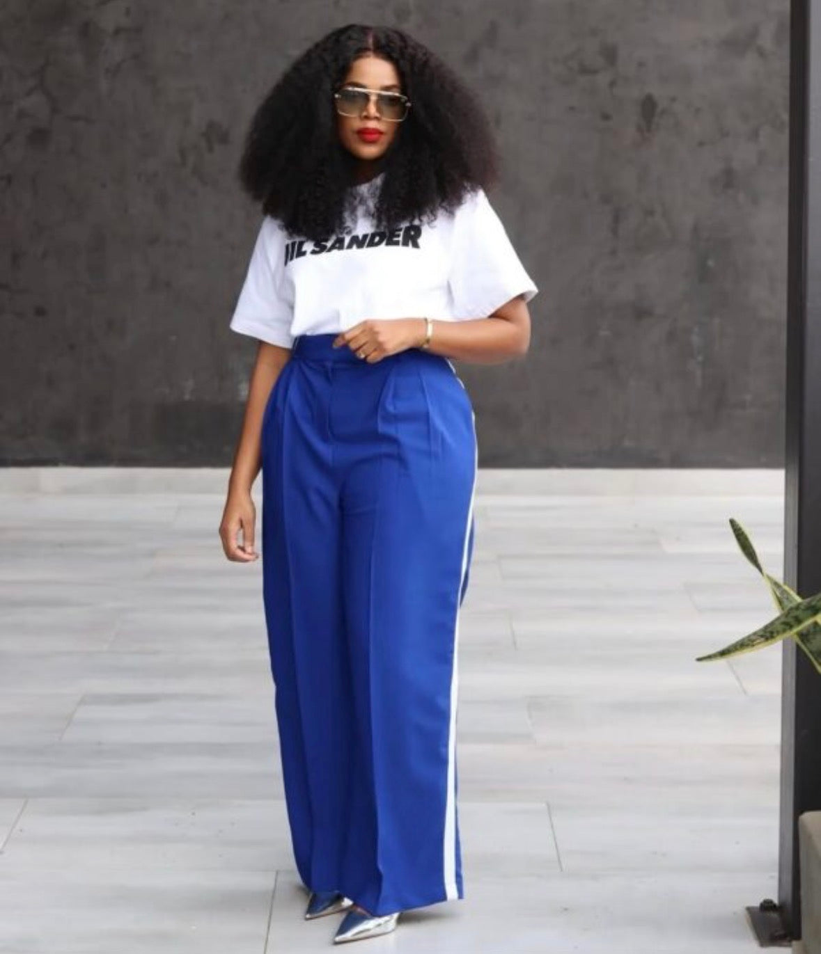 Women’s loose white striped high waist casual pants