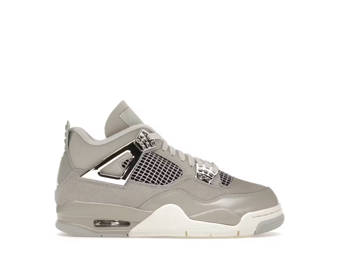 Jordan 4 Retro frozen moments