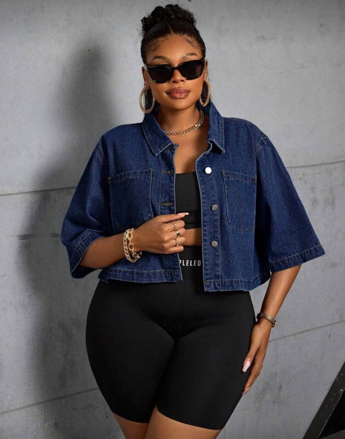 Dark wash cropped button collar shirt for women