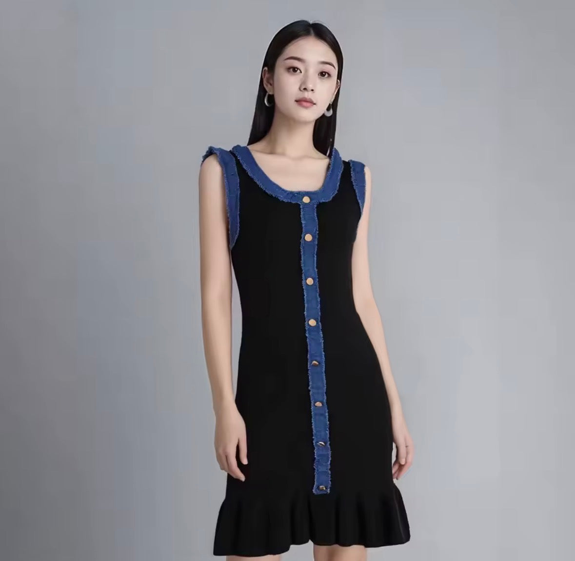 Women’s button strip middle v neck sleeveless mini dress