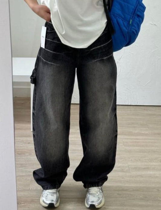 Women’s black face grey stylish street denim jeans