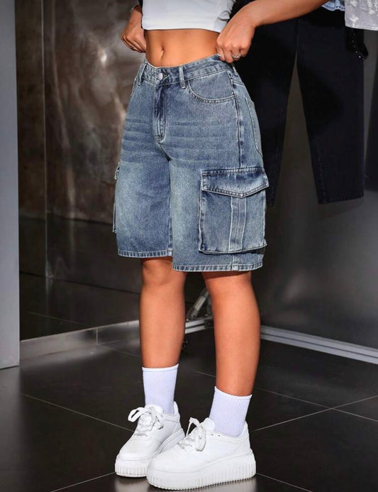 Medium wash women’s street picket denim shorts jorts