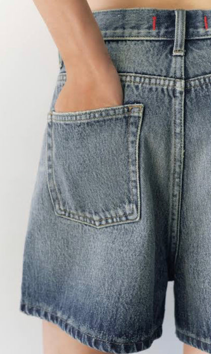 Women’s denim sparkle medium wash pocket jean shorts