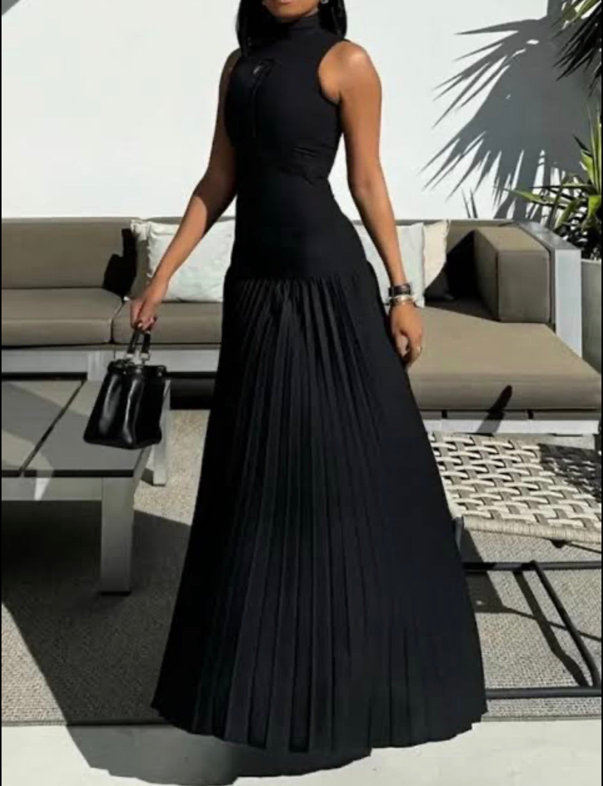 Women’s sleeveless elegant outerwear sophisticated long dress