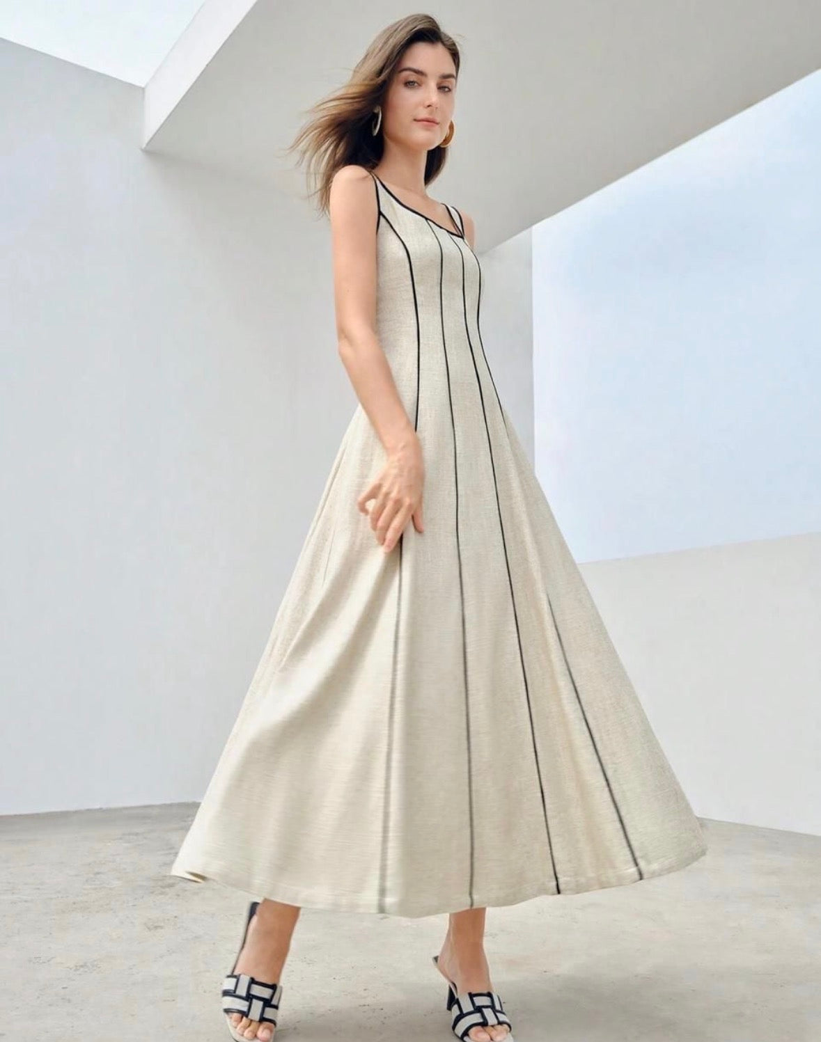 Women’s casual striped sleeveless long white dress