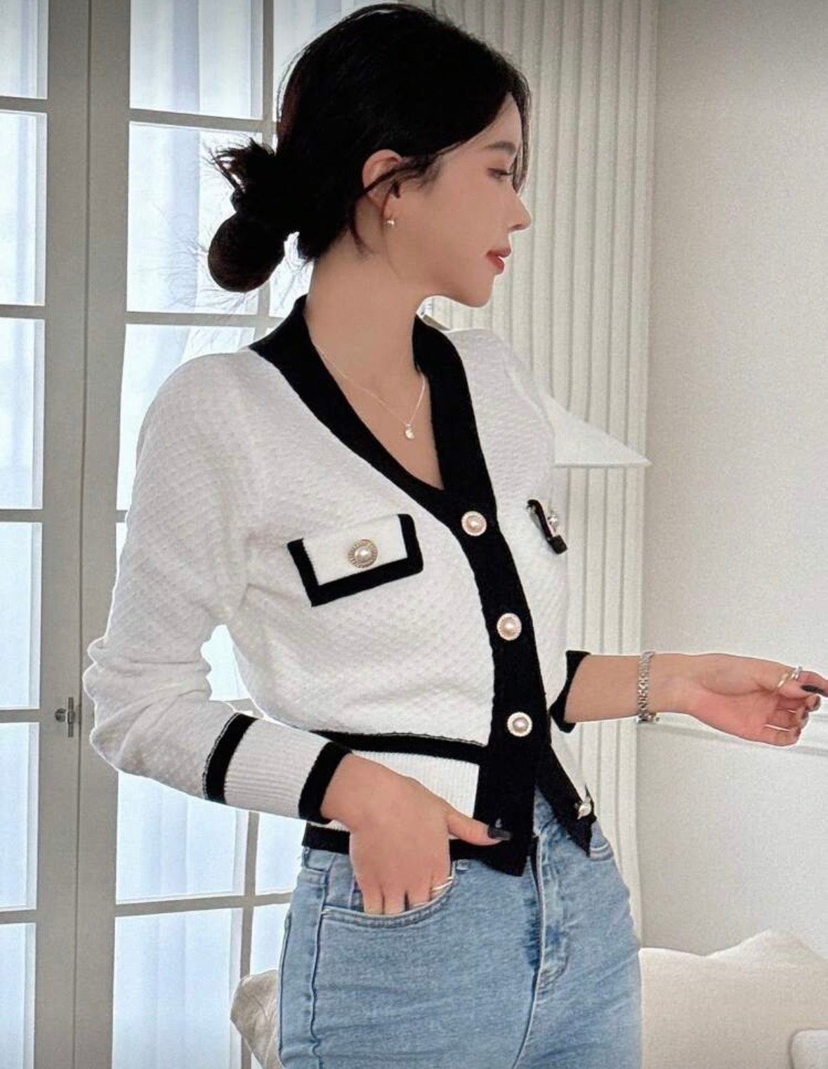 Women’s long sleeve button design casual cardigan