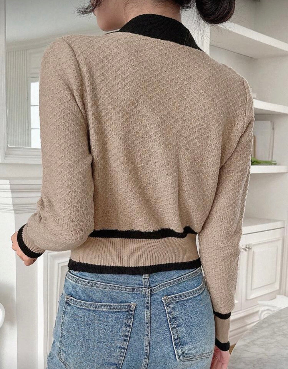 Women’s long sleeve button design casual cardigan