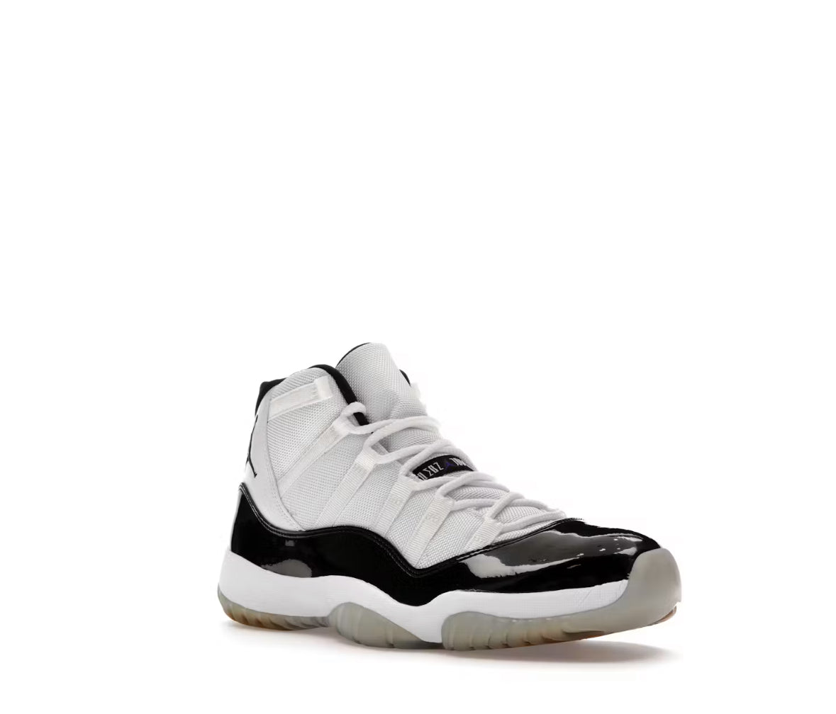 Jordan 11 Retro concord black and white