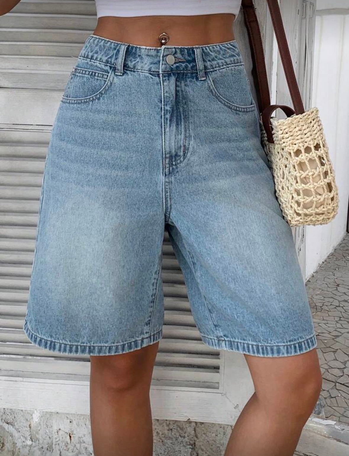 Loose Fitting Casual Five-Point Denim Shorts With Pockets