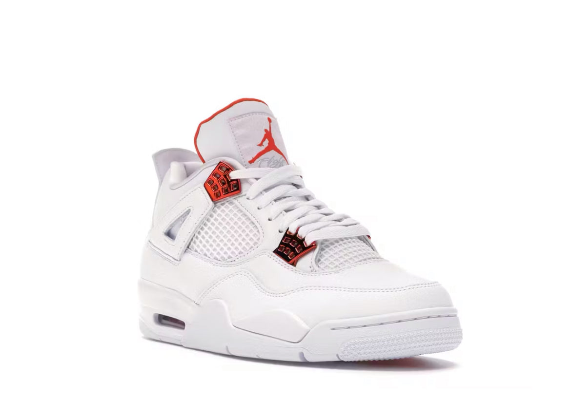 Air Jordan 4 metallic orange