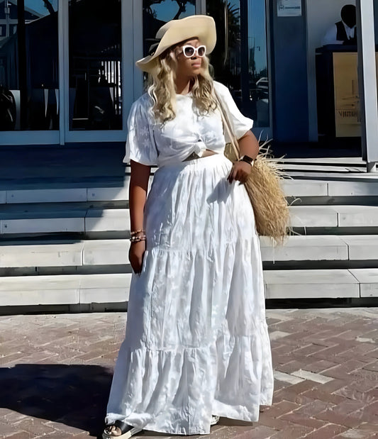 Women’s white cute stylish outdoor collar dress