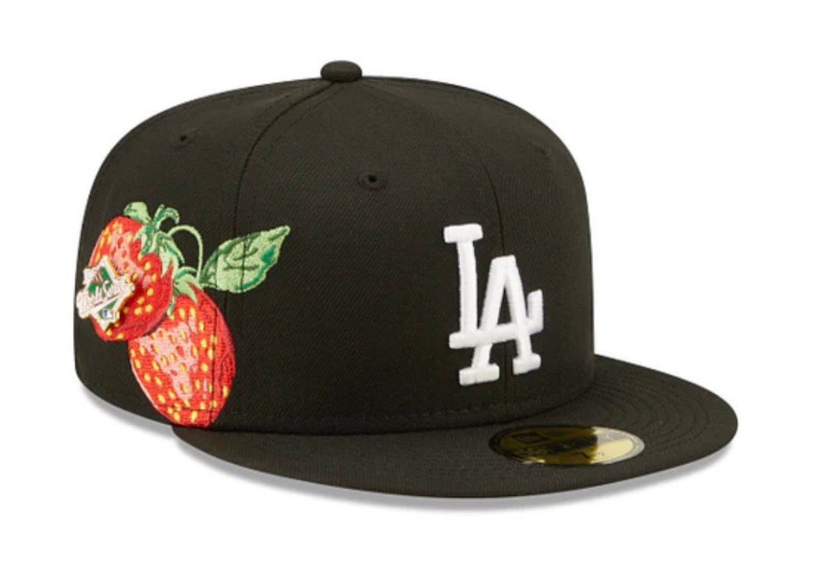 La strawberry black 59Fifty new era fitted hat
