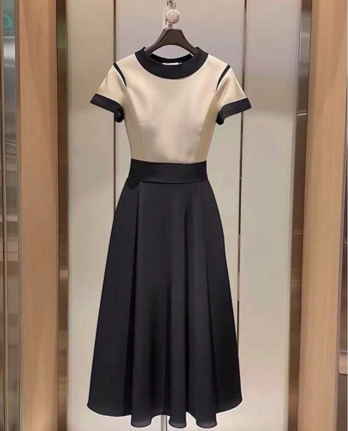 Women’s 2 tone black and brown shirt long mid sleeve dress