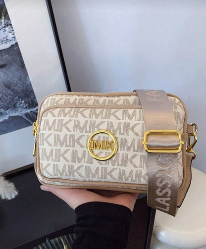 Fashion classic logo design shoulder bag for women