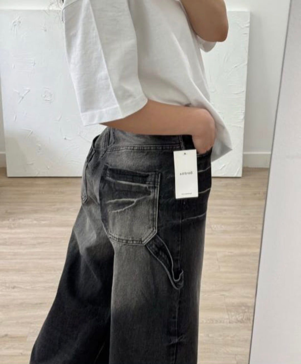 Women’s black face grey stylish street denim jeans