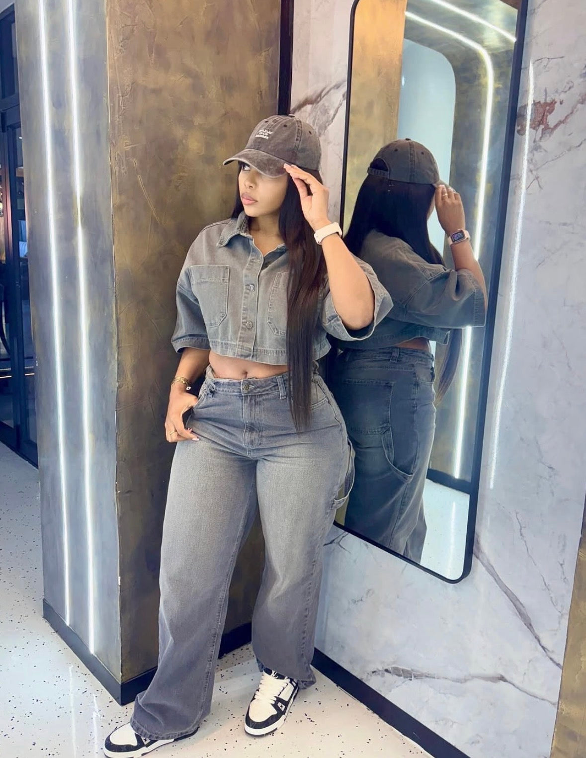 Sophisticated cropped gray denim button shirt and plain grey loose jeans