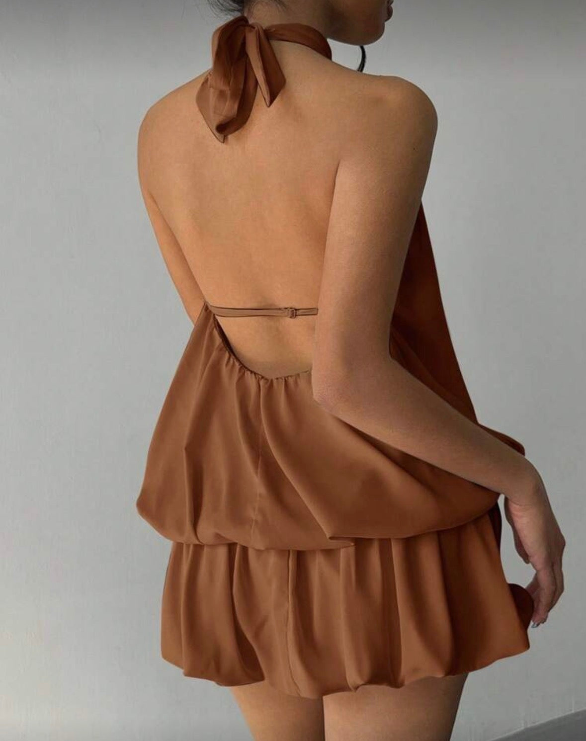 Casual Vacation Style Solid Color Backless Tie Knot Ruffle Hem Mini Dress, Summer