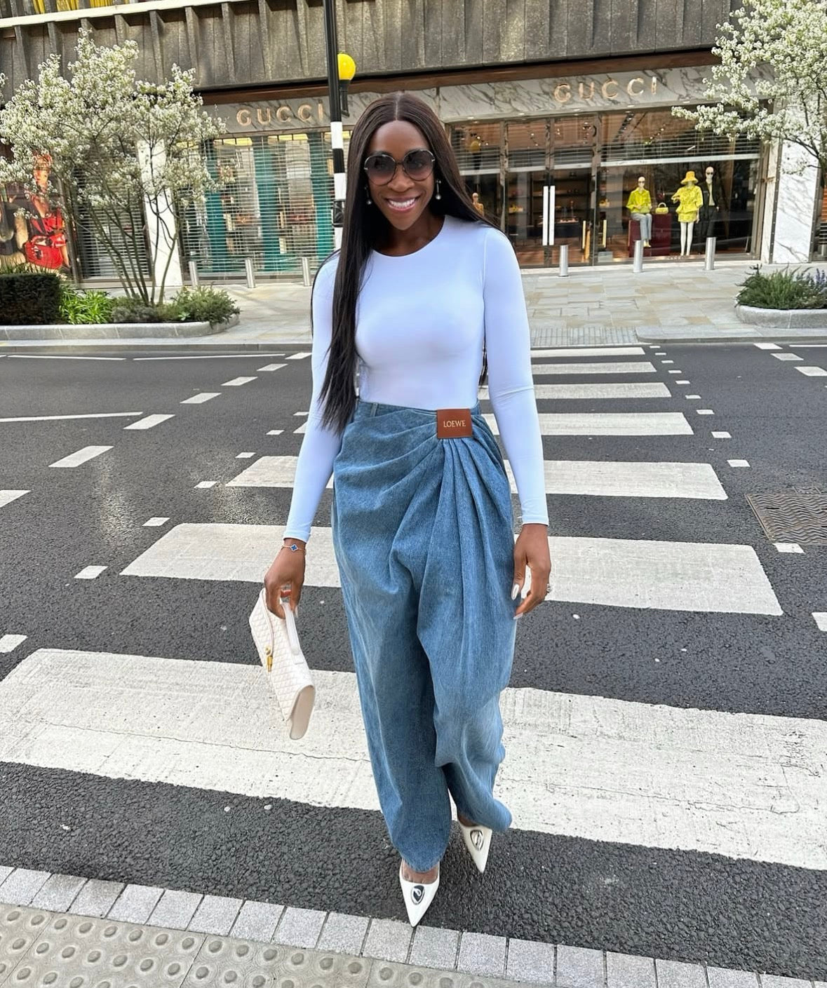 Unique floral light blue elegant solid colour loose jeans for women