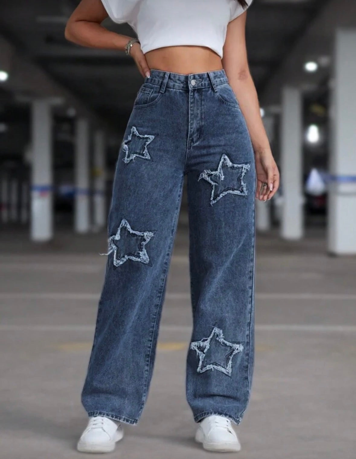 Women’s dark wash star design loose high waist jeans