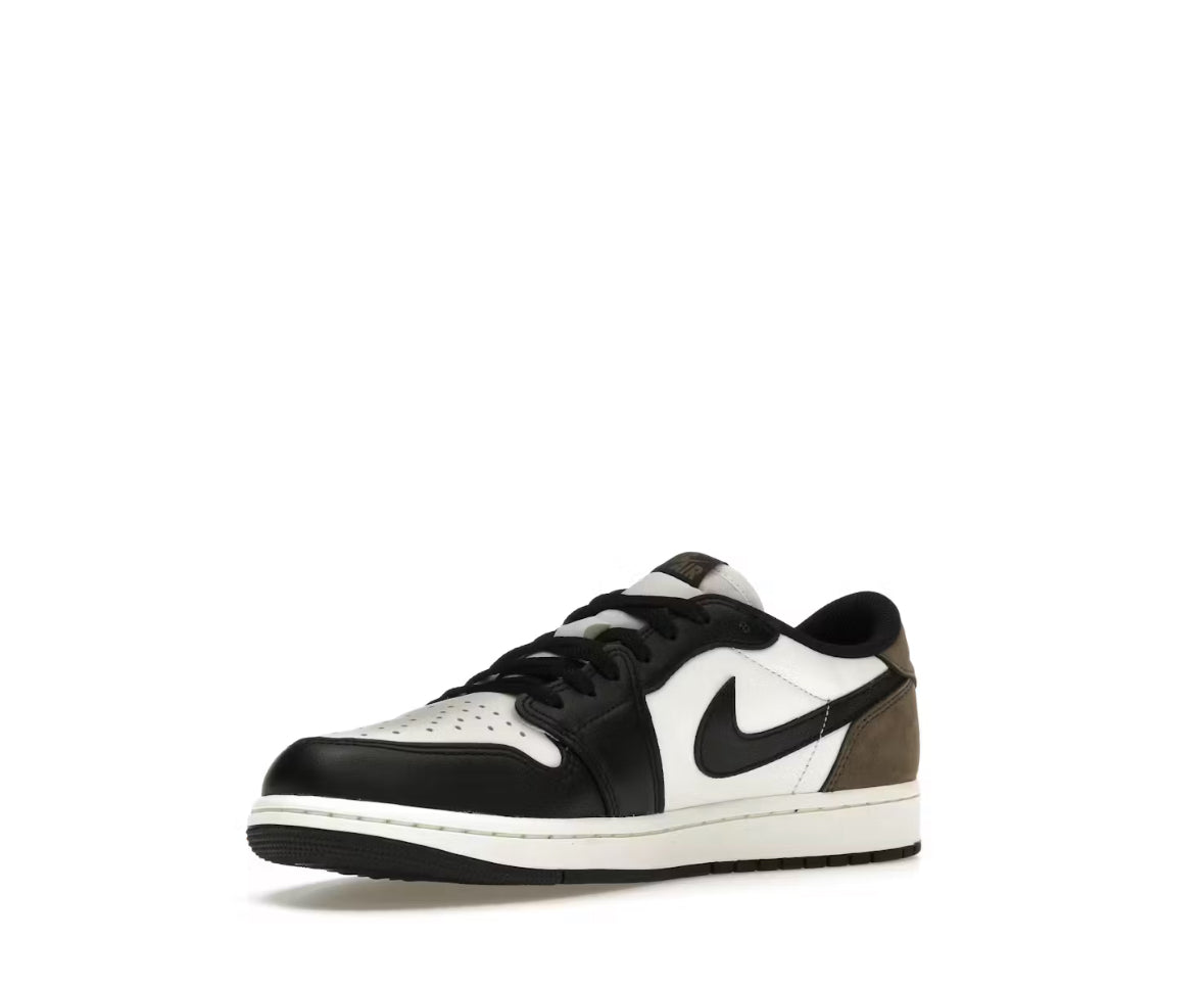 Jordan 1 Retro Low Mocha