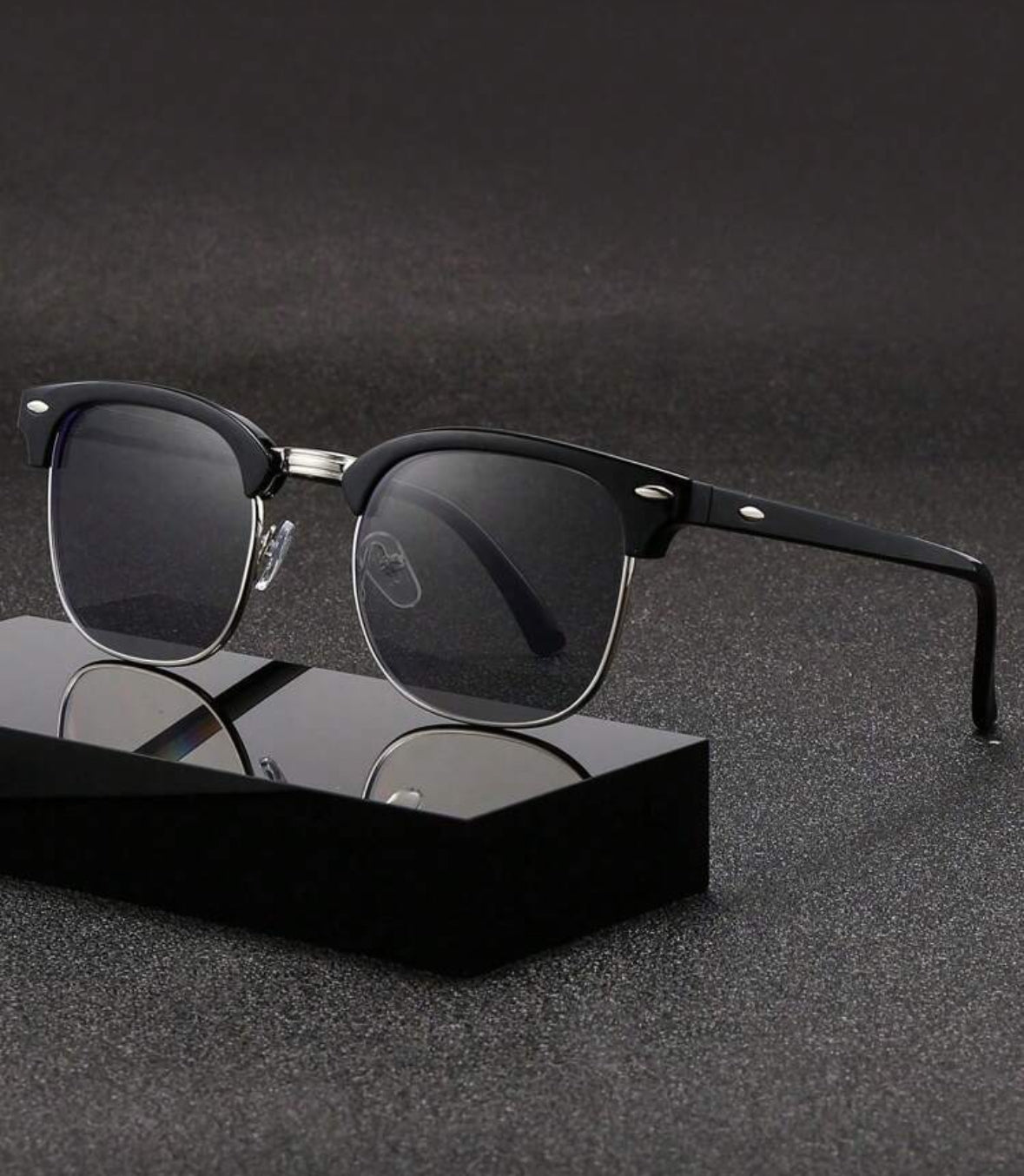 1pc Fashionable Half-Frame Black Fashion Glasses, Summer Beach Wear For Men