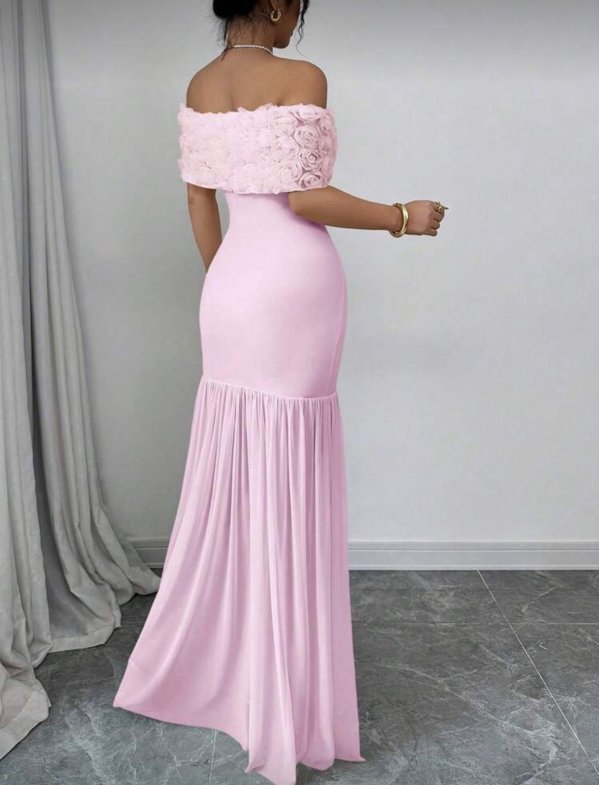 Women’s French style long waist cinching holiday occasion dress