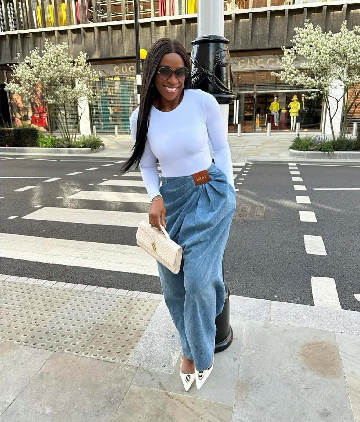 Unique floral light blue elegant solid colour loose jeans for women