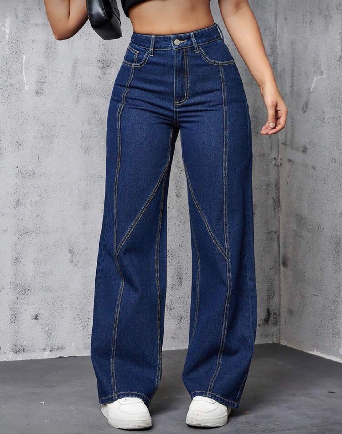 Women’s dark blue denim pocket high waist jeans for women